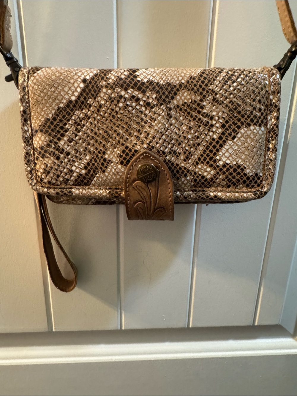 STS Ranchwear Steele python crossbody wristlet🐎